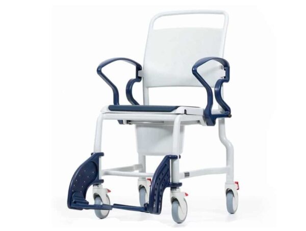 Chaise de douche et garde-robe bonn